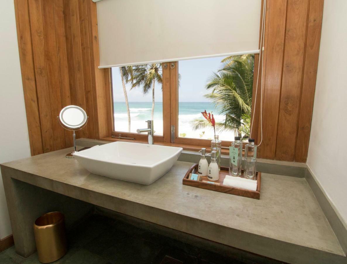 Ubuntu Beach Villas By Reveal Mirissa Dış mekan fotoğraf